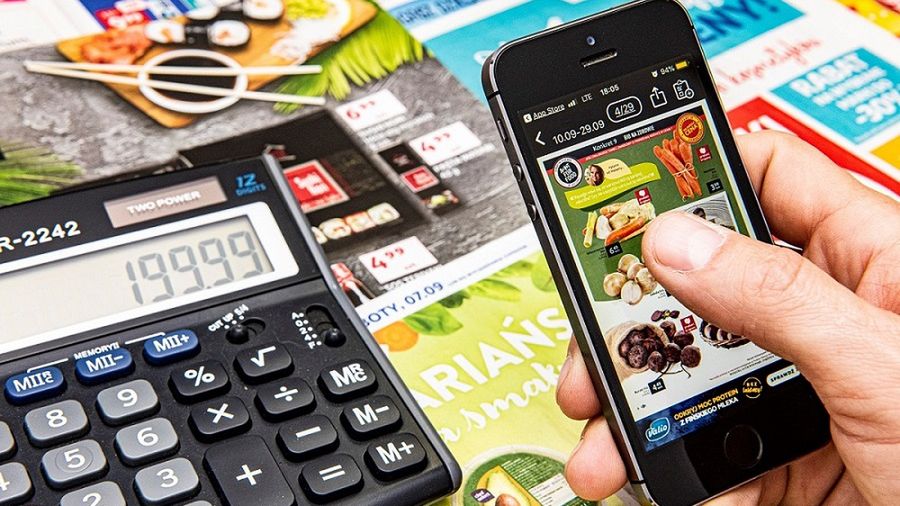 Aż 67% dorosłych Polaków nie zabezpiecza swoich smartfonów przed reklamami.