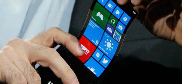 Samsung wprowadzi giętkie smartfony już w przyszłym roku
