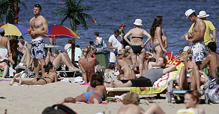 Polacy chętnie wyjeżdżają na zagraniczne wczasy