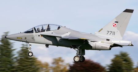 Polska ma kolejny samolot do szkolenia pilotów wojskowych M-346 Bielik