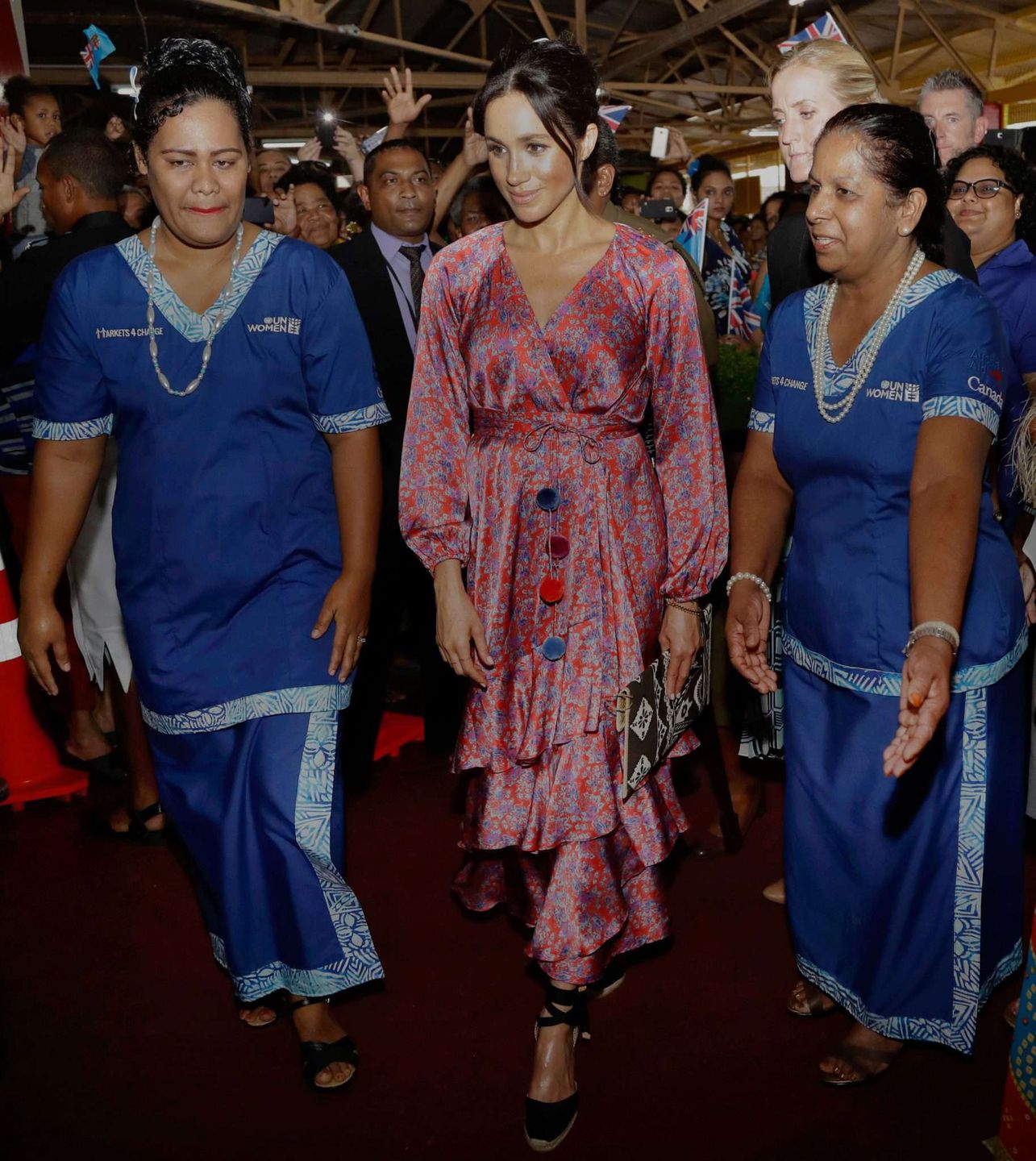 Meghan Markle została wyniesiona z targu w Fidżi
