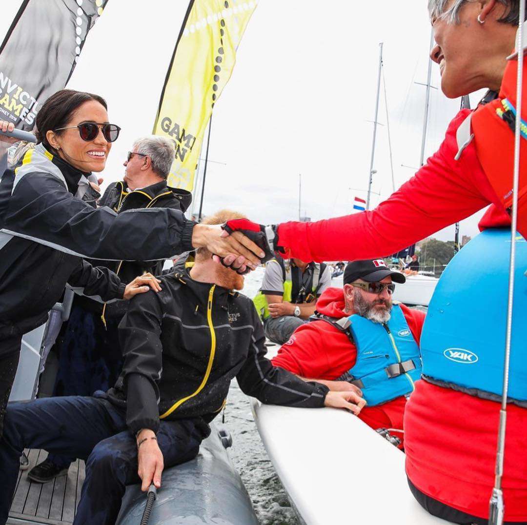 Meghan Markle i książę Harry w dresach i adidasach na Invictus Games