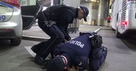 Wardęga kontra policja. Co się wydarzyło na krakowskim dworcu?