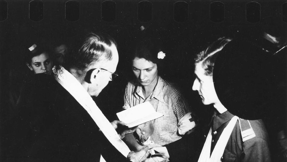 Alicja Treutler i Bolesław Biega podczas swojego ślubu.
