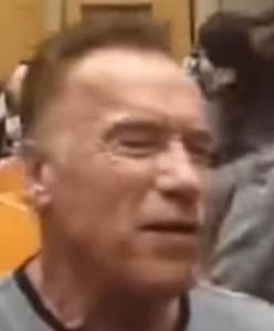 Arnold Schwarzenegger zaatakowany w Afryce. "Cieszę się, że ten idiota nie przerwał mi Snapchata".