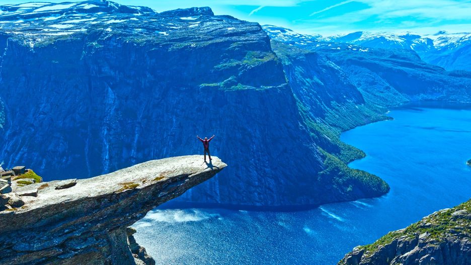Trolltunga, czyli "Język Trolla", to jeden z największych hitów Norwegii