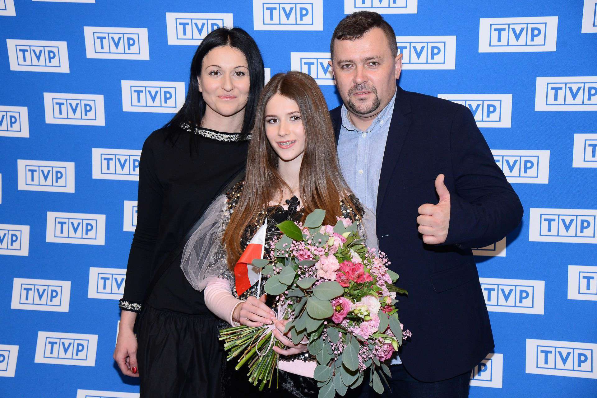 Roksana Węgiel z rodzicami