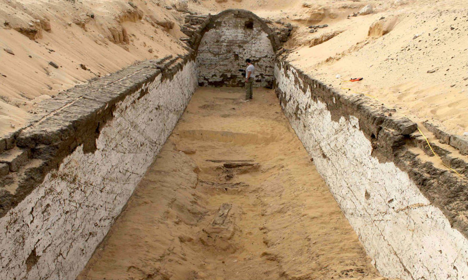 Myśleli, że to kolejny starożytny grobowiec. Niezwykłe odkrycie w Egipcie