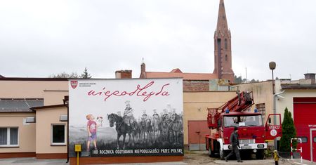 Niepodległościowe murale w Wyrzysku