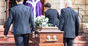 W jakim ubraniu pochować zmarłego? Ten detal ma znaczenie