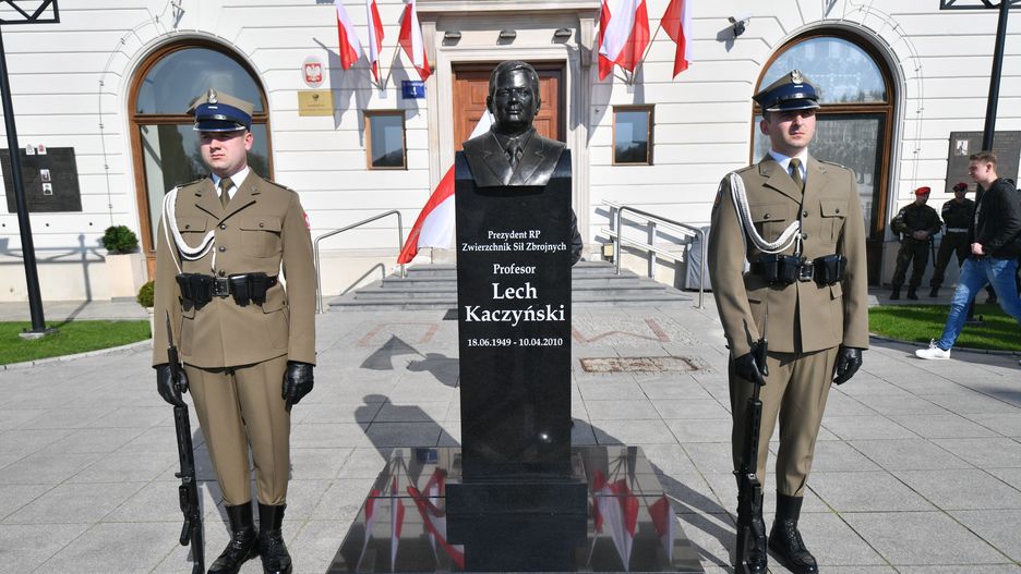 Pomnik Lecha Kaczyńskiego w Warszawie