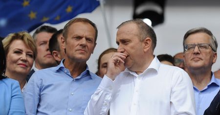 Majmurek: "Ciągłe przeciąganie liny między Tuskiem a Schetyną może kosztować PO prezydenturę" (Opinia)
