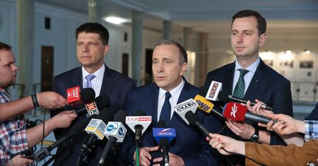 Duda chce zmienić konstytucję. Wśród opozycji chaos