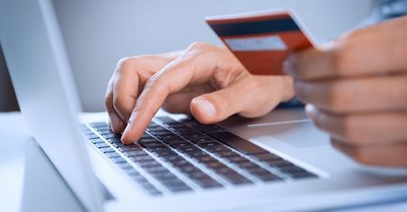 Chiny stworzyły konkurencję dla Allegro. Polacy coraz chętniej korzystają z AliExpress
