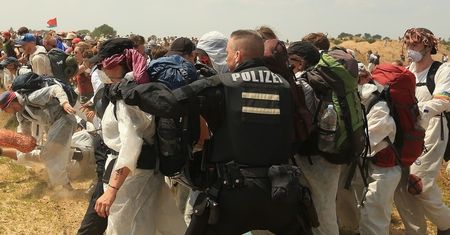 Niemcy. Szturm na kopalnię Garzweiler. Policja nie dawała rady