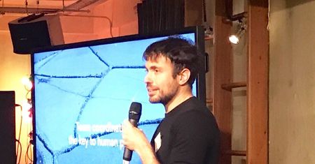 Twórca "lajka" już go nie lubi. Programista ma dość przycisku z kciukiem w górę
