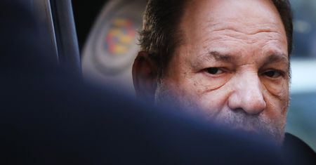 Harvery Weinstein zarażony koronawirusem. Jaki jest jego stan?