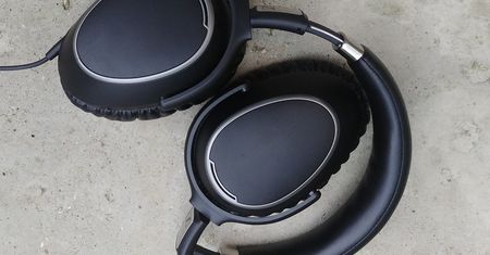 Jak wyłączyć hałas? Test słuchawek z aktywnym tłumieniem szumów - Sennheiser PXC 480