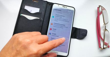 Wyłącz to, a bateria w telefonie po naładowaniu wytrzyma dwa razy dłużej