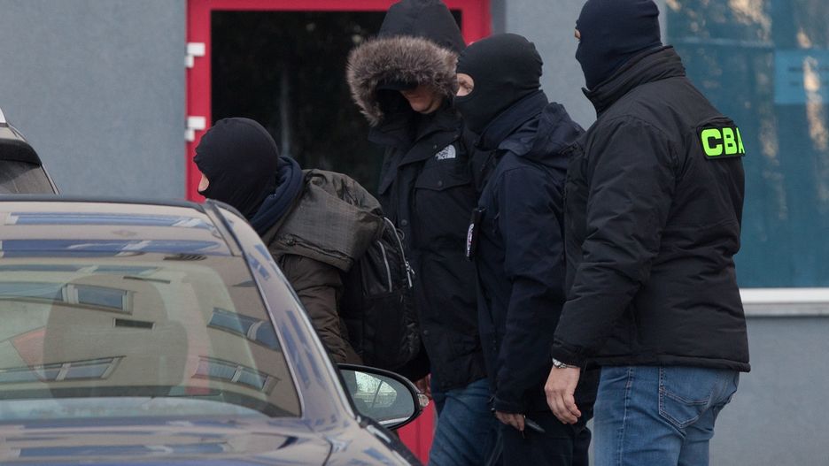 Finał kariery Bartłomieja M., prawej reki ministra Antoniego Macierewicza