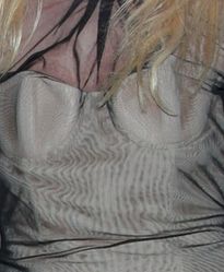 Co się stało z biustem Moniki Olejnik?!