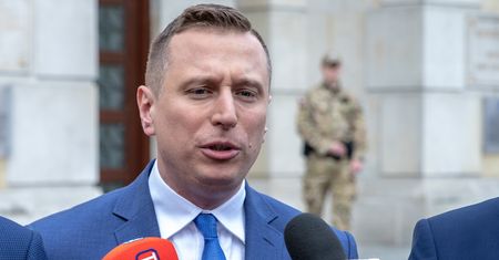 Krzysztof Brejza o pożarze mieszkania. "Sąsiedzi uratowali nam życie"