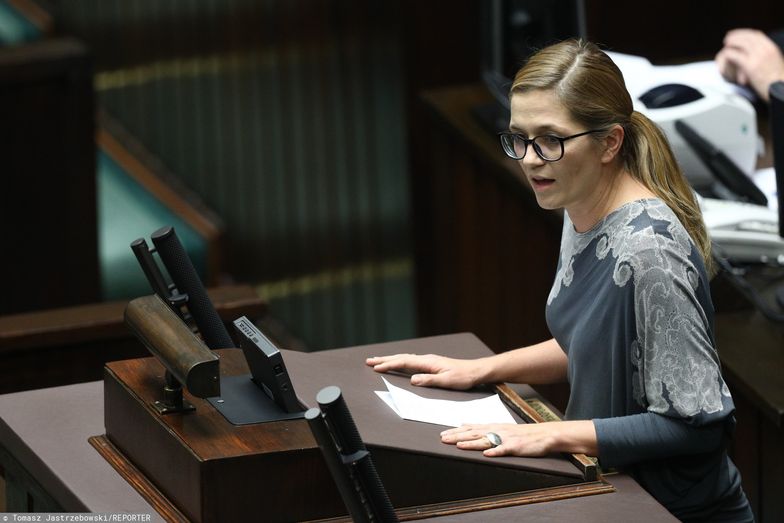 Magdalena Biejat przypomniała, że "w każdej komisji to PiS ma większość"