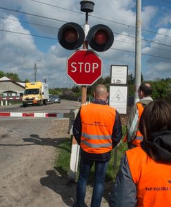 Kłótnia o przejazd na Targówku. Mieszkańcy apelują do kolejarzy