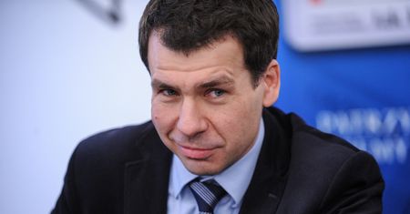 Szefowie CBA ujawnili swoje majątki. Pensji nie chcieli pokazać