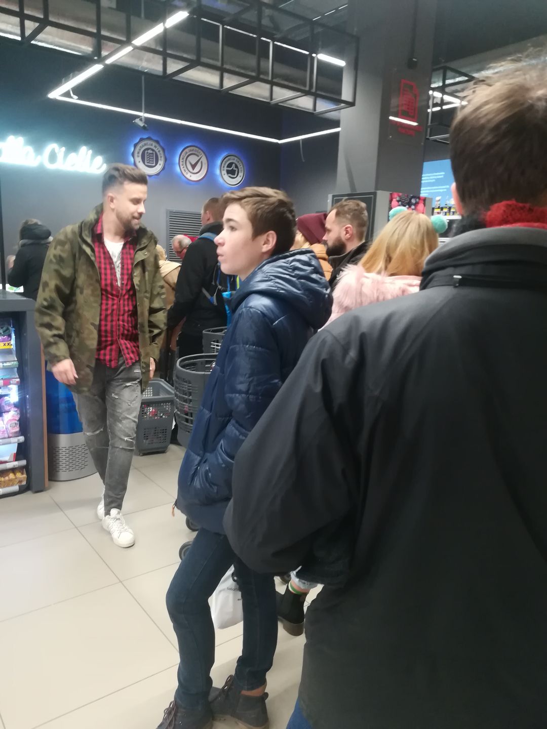 Kasy samoobsługowe na niewiele się zdają 