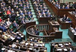 Krystyna Pawłowicz, Stanisław Piotrowicz i Jakub Stelina sędziami TK. Posłowie krzyczą "hańba". Potem jest jeszcze goręcej