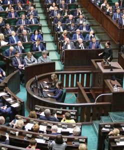 Krystyna Pawłowicz, Stanisław Piotrowicz i Jakub Stelina sędziami TK. Posłowie krzyczą "hańba". Potem jest jeszcze goręcej