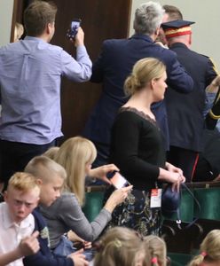 Awantura w Sejmie. Straż marszałkowska wyniosła mężczyznę z galerii