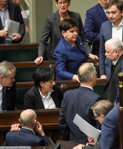 Wyniki wyborów. Prezydent z prezesem dają sobie czas na "dopięcie" spraw. Nowy Sejm zbierze się dopiero 12 listopada