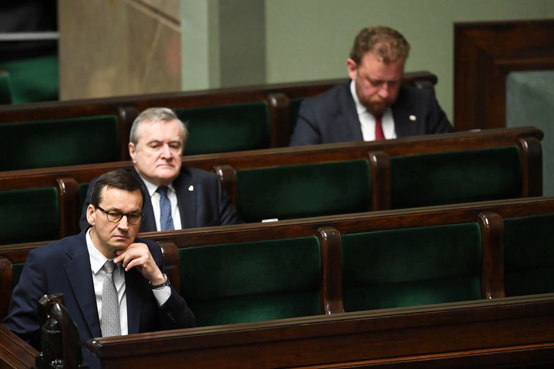 Ustawa o COVID-19 w Sejmie. Minister PiS żąda wyjaśnieni od premiera Morawieckiego