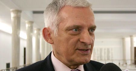 Buzek: rząd źle prowadzi rozmowy ze strajkującymi