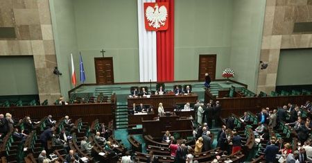 Kopacz o nagrodach dla Prezydium Sejmu: mam prawo oceniać pracowników