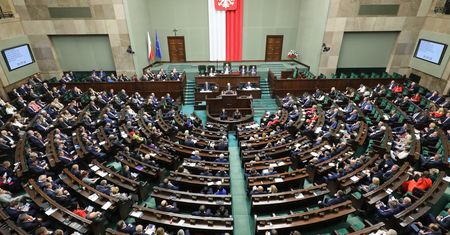 Sejm poparł ustawę podnoszącą akcyzę. Czas na Senat