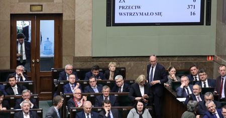 13. emerytura. Gorąca debata w Sejmie, głosowanie po myśli rządu