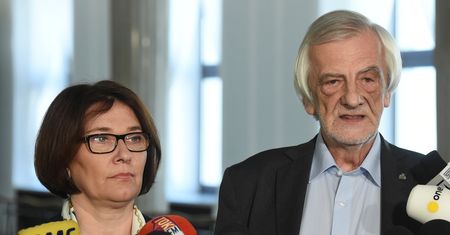 Beata Mazurek: wniosek o wotum nieufności to odsłona walki o przywództwo w opozycji