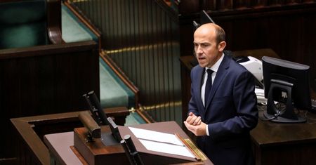 In vitro. KO zapowiada projekt ustawy. Budka: "To test dla waszej wiarygodności"