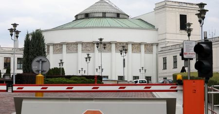 Krytyczna opinia Biura Analiz Sejmowych ws. projektu PiS. Zapisy niezgodne z unijnym prawem