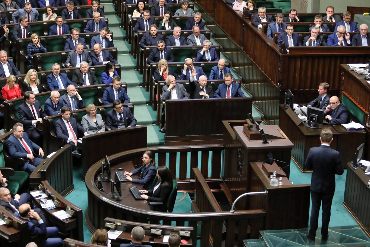 Sejm zbierze się w grudniu trzy razy. Przed posłami ważne głosowania