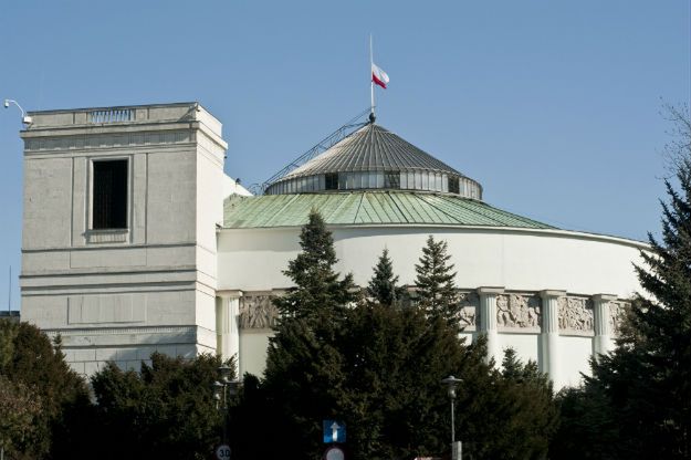 Sondaż, który wywołał poruszenie w całej Polsce. "To dopuszczalna metoda"