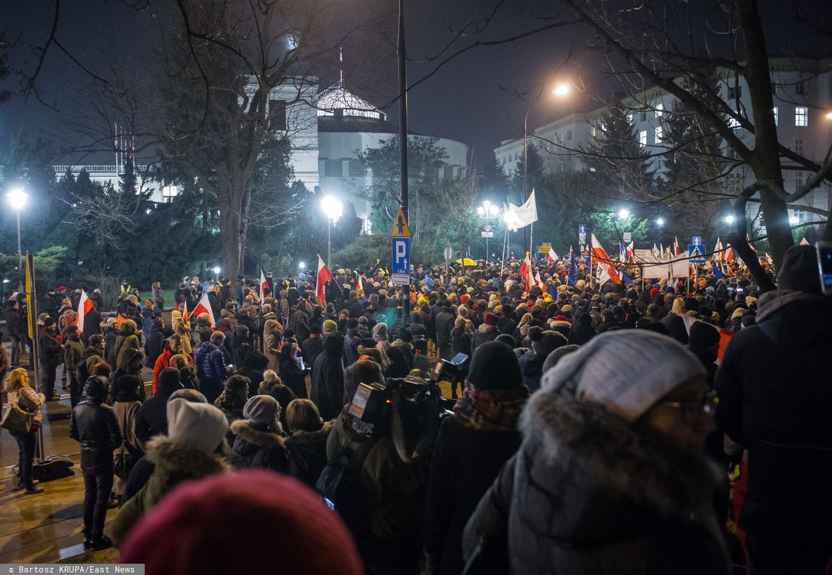 Protesty z grudnia 2016 roku. NSA chce ujawnić nagrania sprzed Sejmu