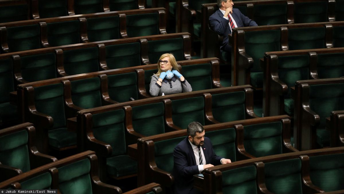 Posłowie przyjęli ustawę budżetową, odrzucając przy tym wszystkie poprawki Senatu  