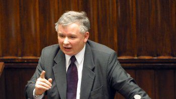 Lider PiS Jarosław Kaczyński podczas projektu oświadczenia w związku z 60. rocznicą tragedii wołyńskiej
