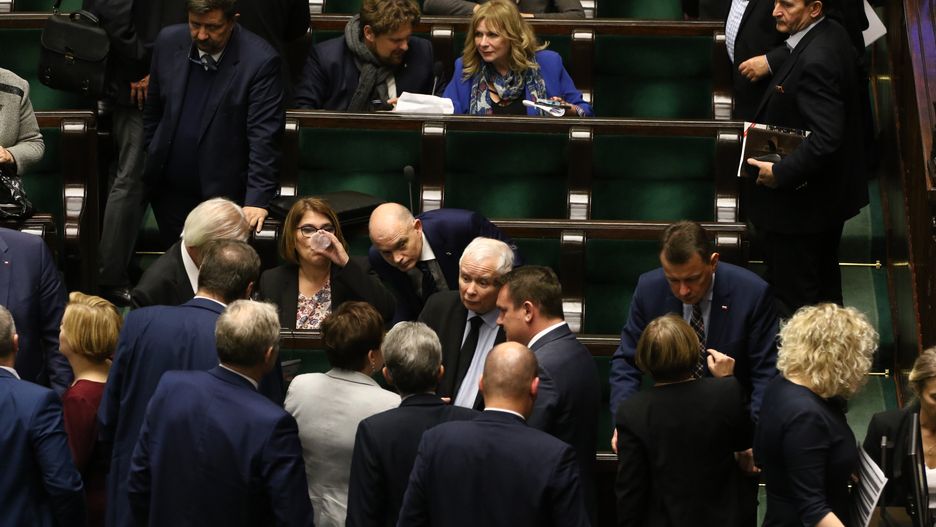 PiS: To ustawa, która zrywa z postkomunizmem