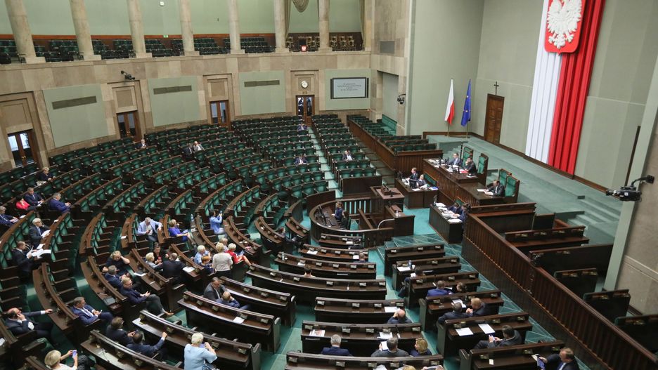 Obrady w Sejmie potrwają do późnego wieczora