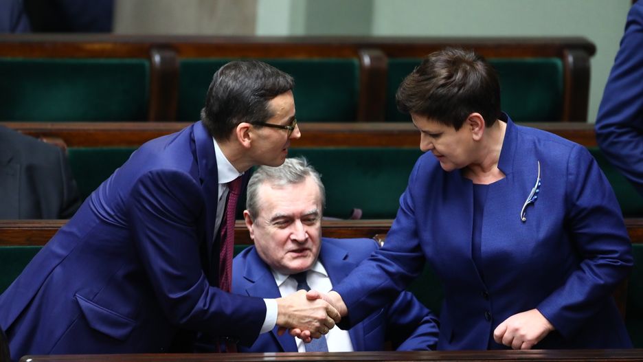 W porównaniu z sondażem z listopada PiS zyskało 2 pkt. proc.